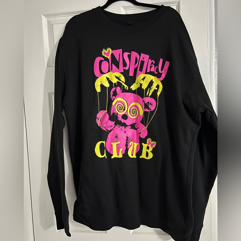 Shane Dawson sweater